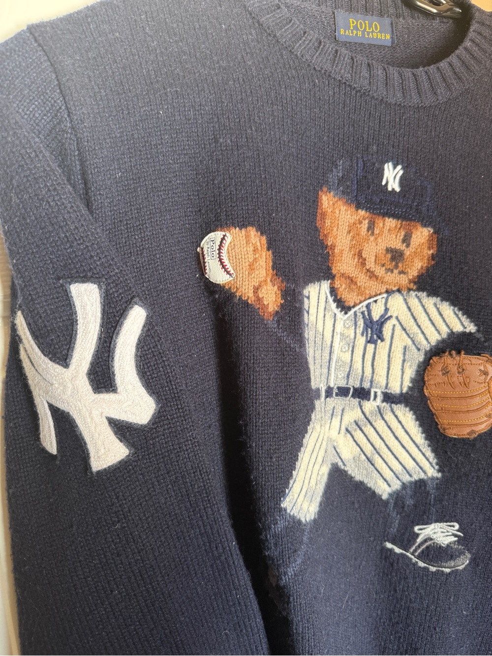 Polo Ralph Lauren Yankees Bear Sweater - Picture 4 of 4